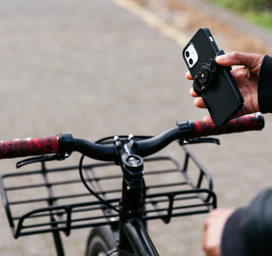 How to Save Phone Battery When Navigating by Bike