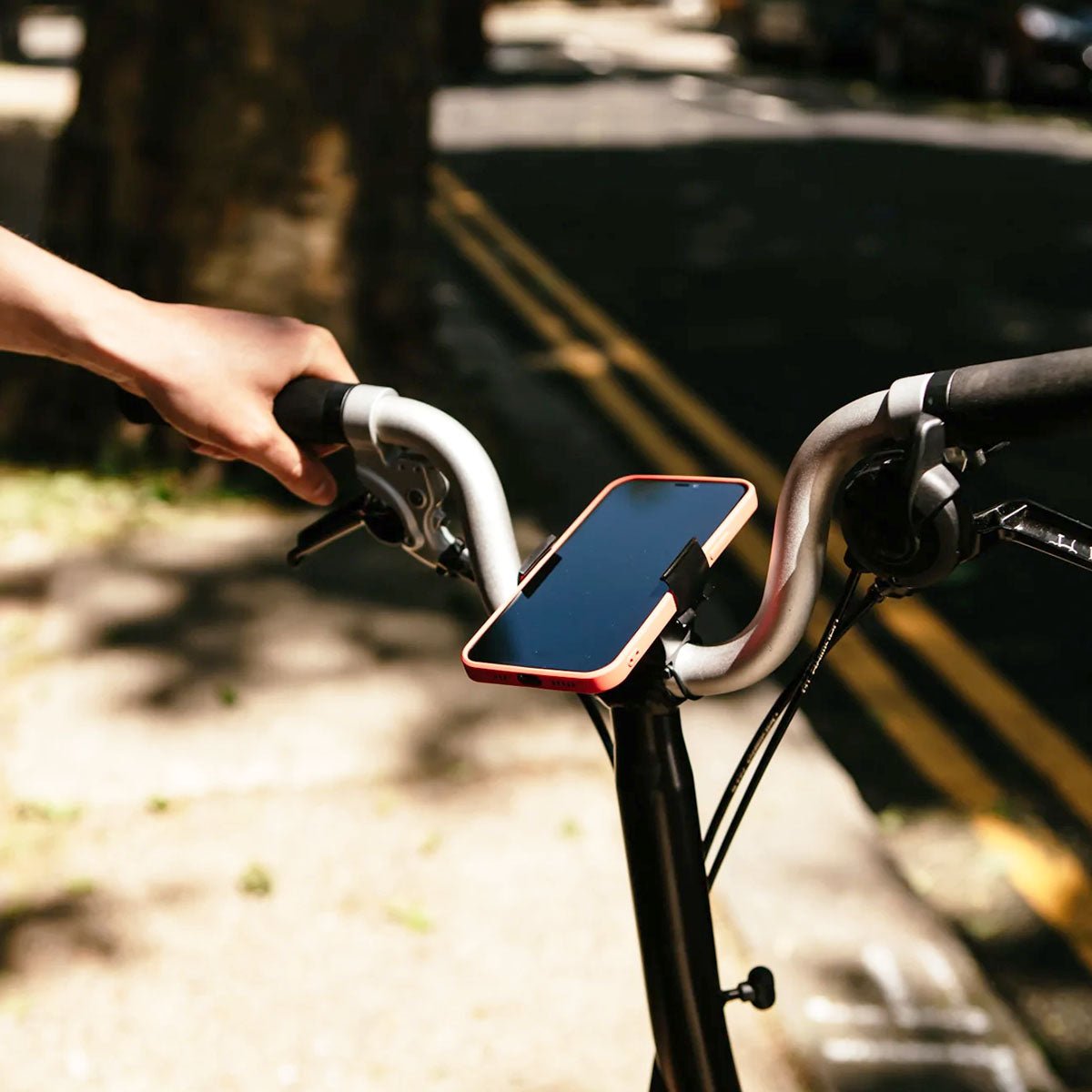 Brompton store phone mount